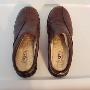UGG Australia Women Brown Leather Sheepskin Lined Mules Clogs Slides Size 8